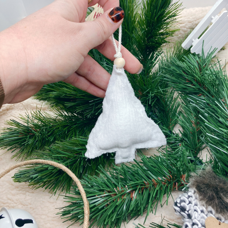 Décoration de Noël personnalisée - Sapin blanc