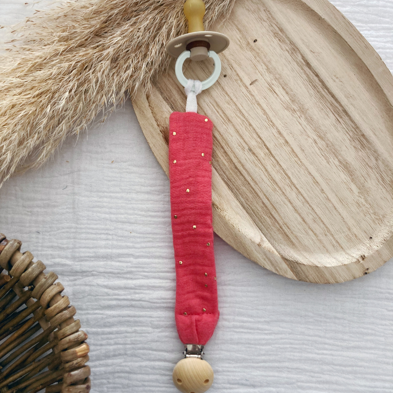 Attache tétine - Gaze de coton Corail à pois dorés