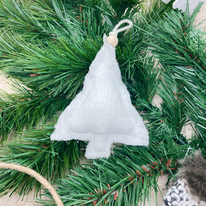 Décoration de Noël personnalisée - Sapin blanc