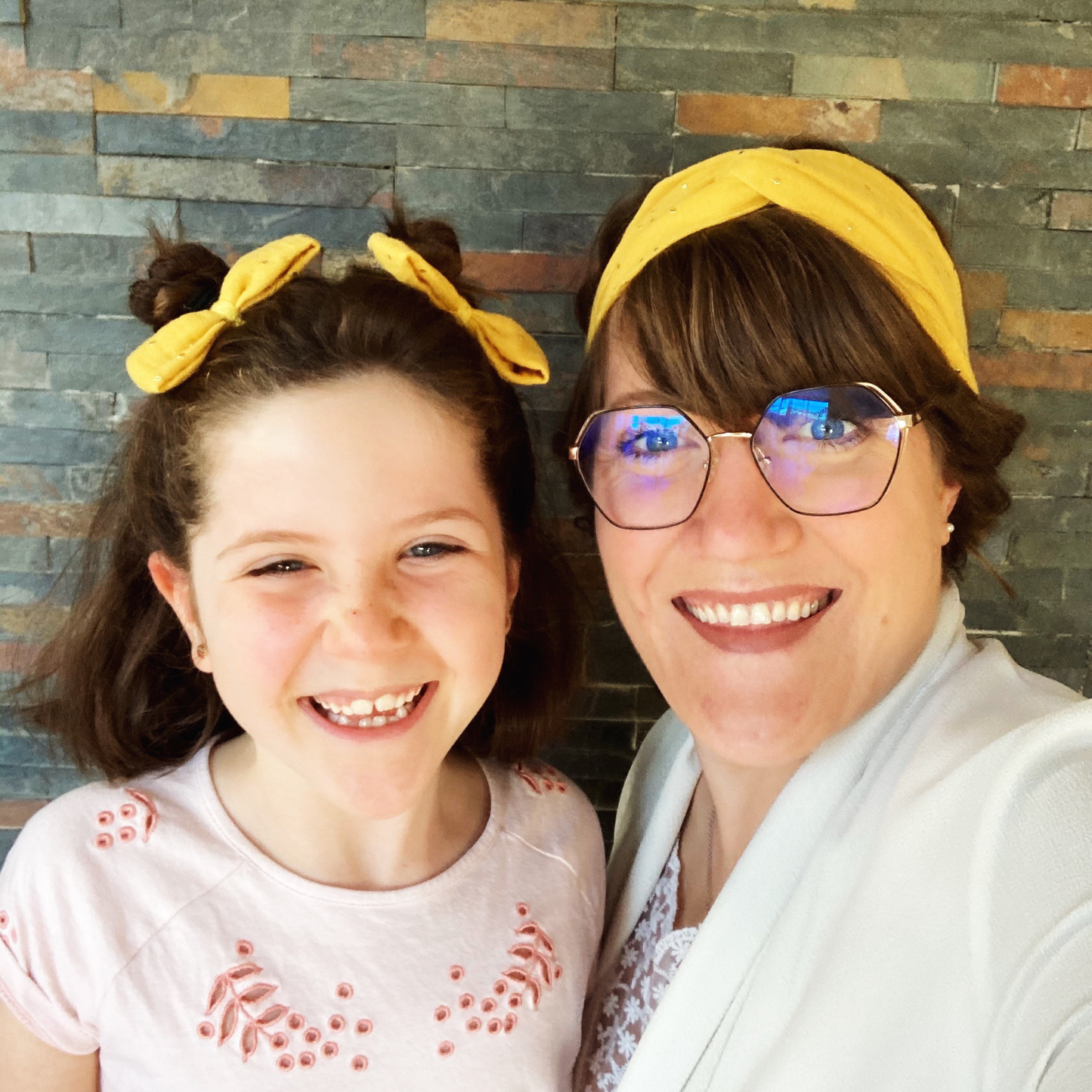 Headband twist enfant - Gris à pois dorés