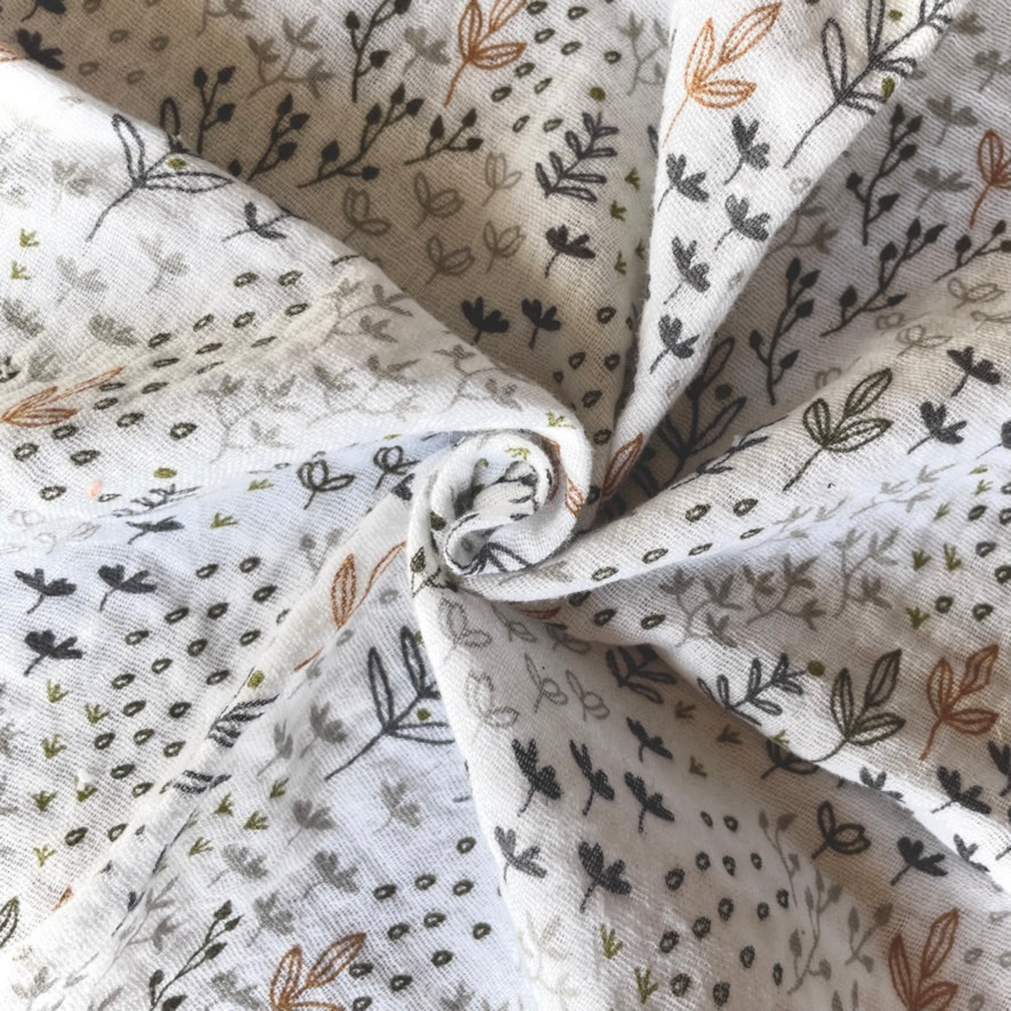 Tour de cou - Blanc motif feuillage