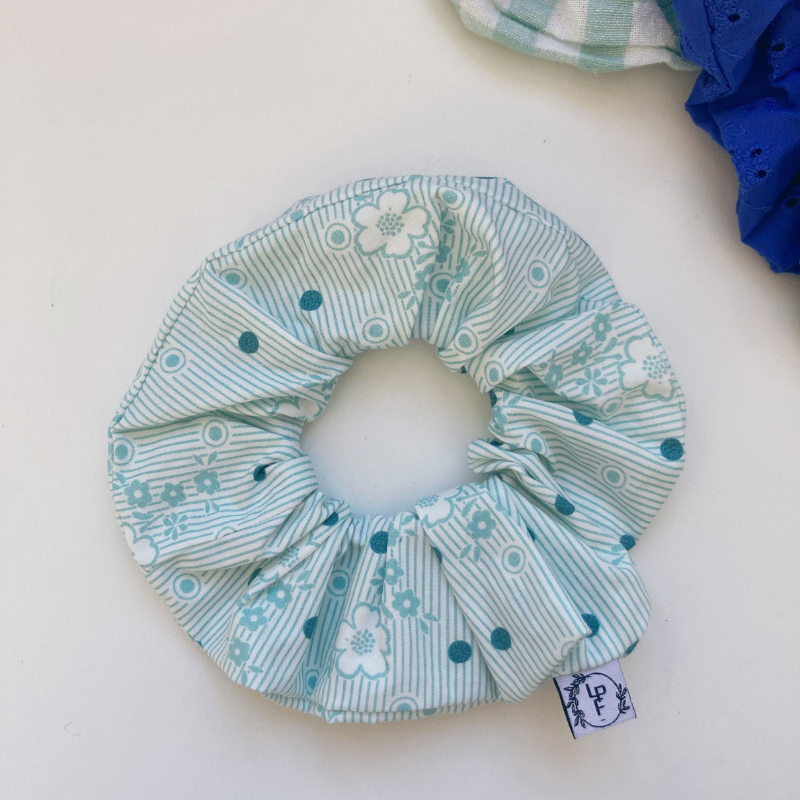 Chouchou Tissu - Rayures et fleurs turquoise