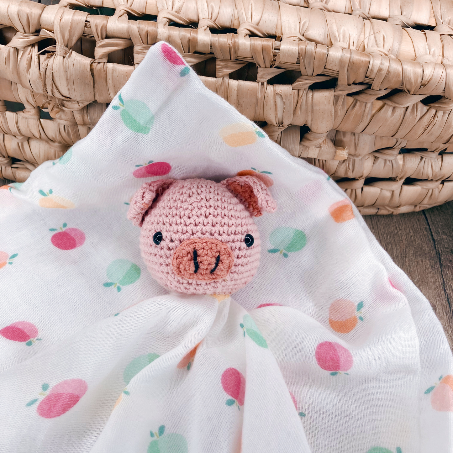 Doudou Cochon - Blanc motif Pêches