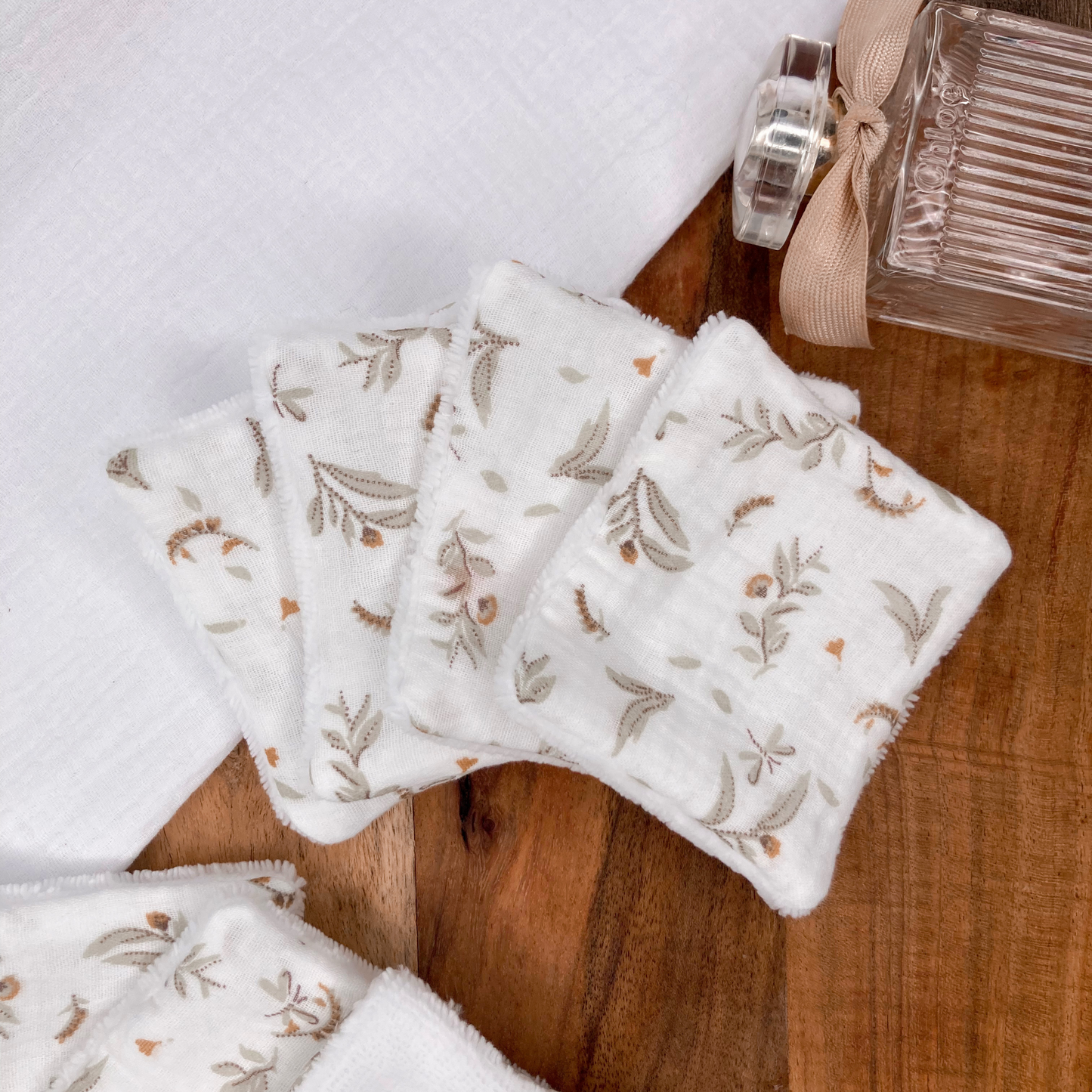 Semainier de cotons lavables - Blanc feuillage sauge