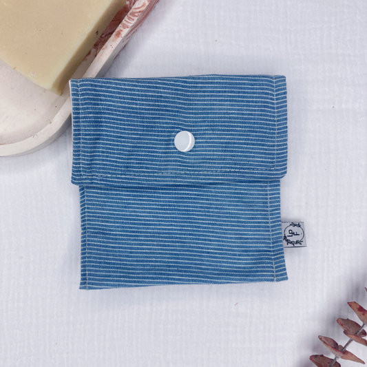 Pochette à Savon Imperméable – Bleu jean rayé - La Petite Framboise