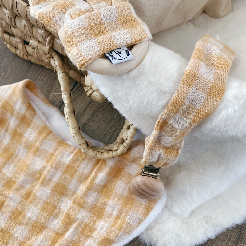 Coffret de naissance - Vichy jaune pale - La Petite Framboise